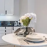 Deo Plaza Wyspa Spichrzow By Renters Apartman