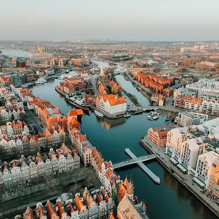 アパート Rent Like - Deo Plaza Wyspa Spichrzow グダニスク