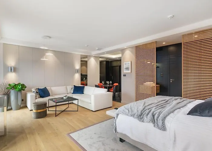 Deo Plaza Wyspa Spichrzow By Renters * Danzig