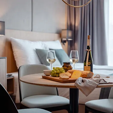 Deo Plaza Wyspa Spichrzow By Renters Appartement Gdańsk